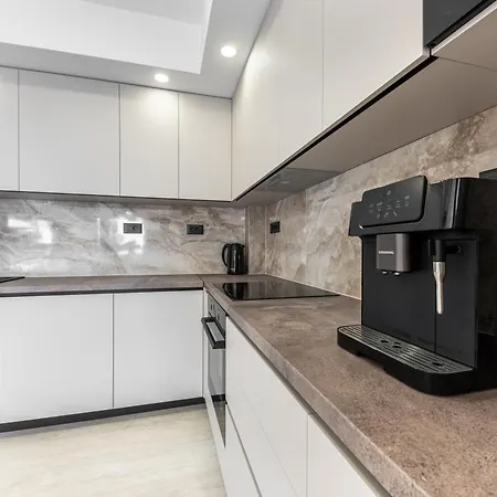 Marta Villa Makarska